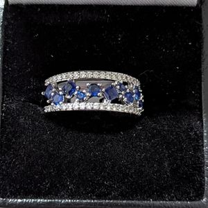 Scatter My Heart Bomb Party ring, size 6. RBP8152